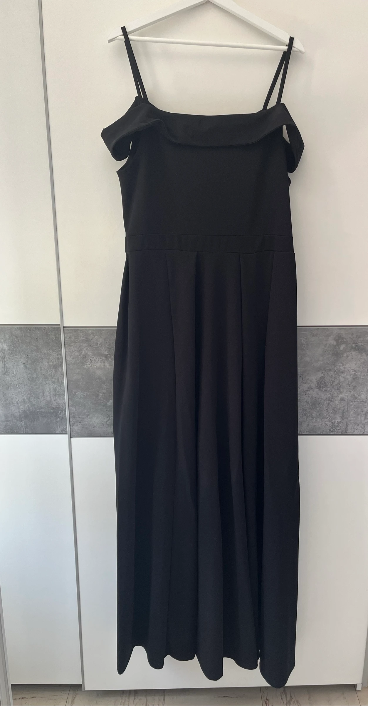 Vestido elegante negro con tirantes finos y abertura lateral, corte recto - Talla grande/Curve - XXL - Elenzga – photo 8